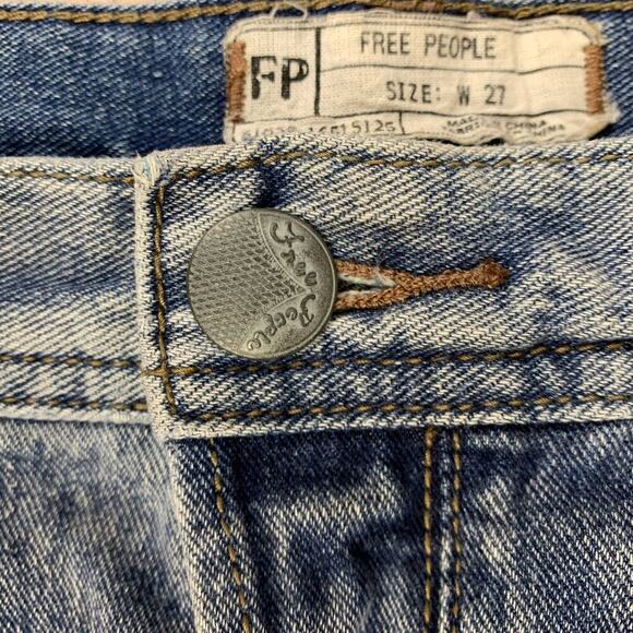 FP Free People Button Fly Raw Hem Cut Off Jean Shorts Sz Waist 27 - Picture 5 of 7